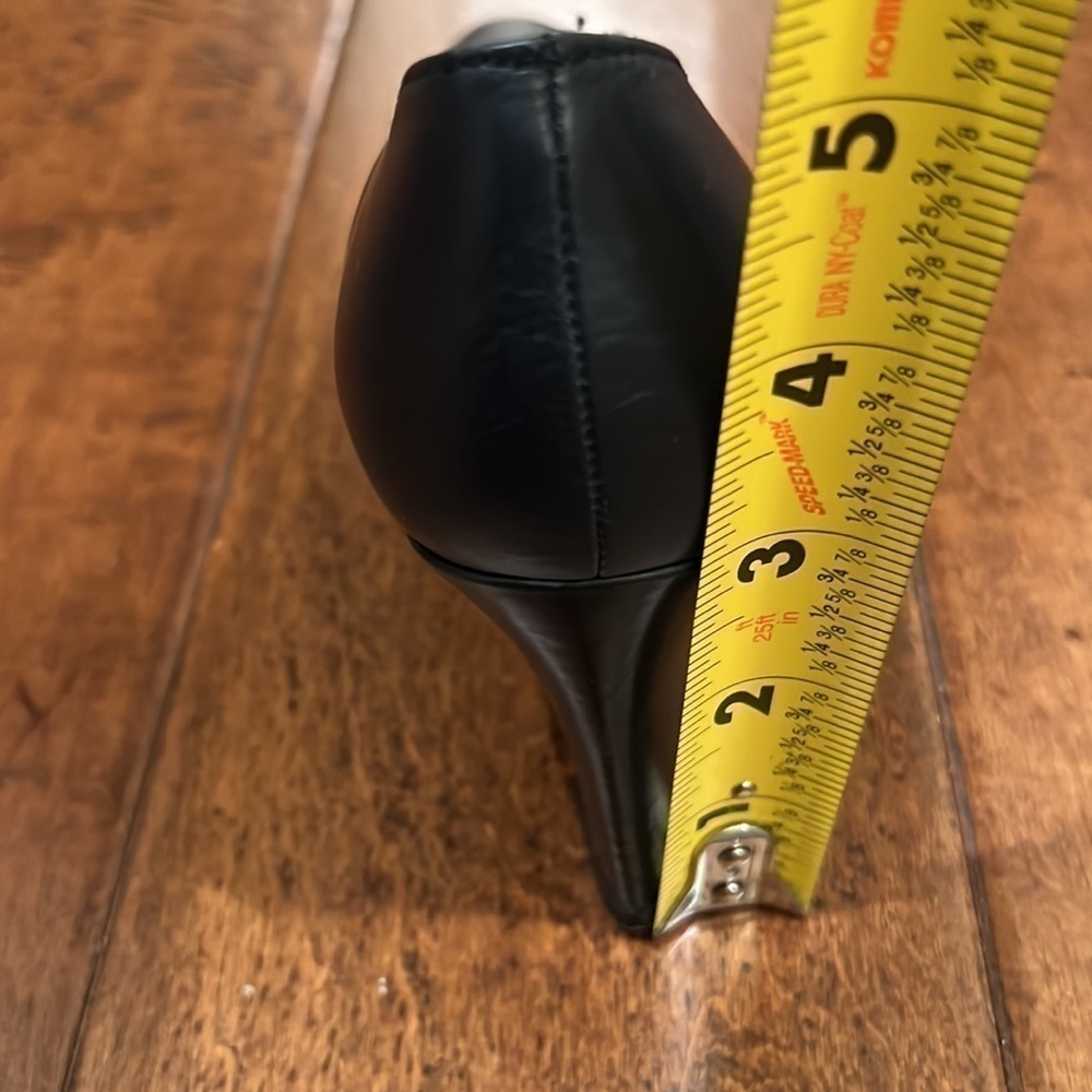 Lauren Ralph Lauren Classic Pump sz: 6 - Picture 10 of 11